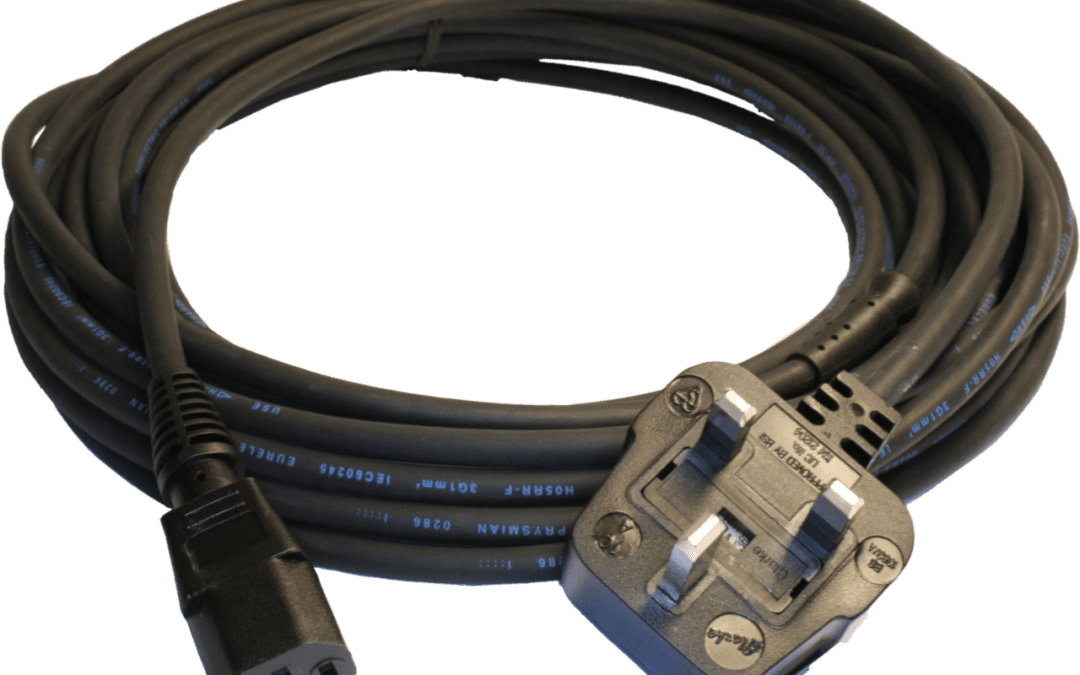 UK 13A Moulded Plug to IEC C13 3 Pole 10A Straight Female Connector – 10m Black 3 core Rubber Kirby Lead
